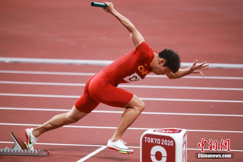 東京五輪の陸上競(jìng)技男子4×100メートルリレーで中國(guó)が4位に入賞