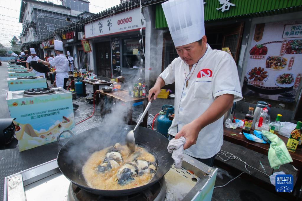 壽昌古鎮(zhèn)で「グルメフェス」開催　浙江省建徳