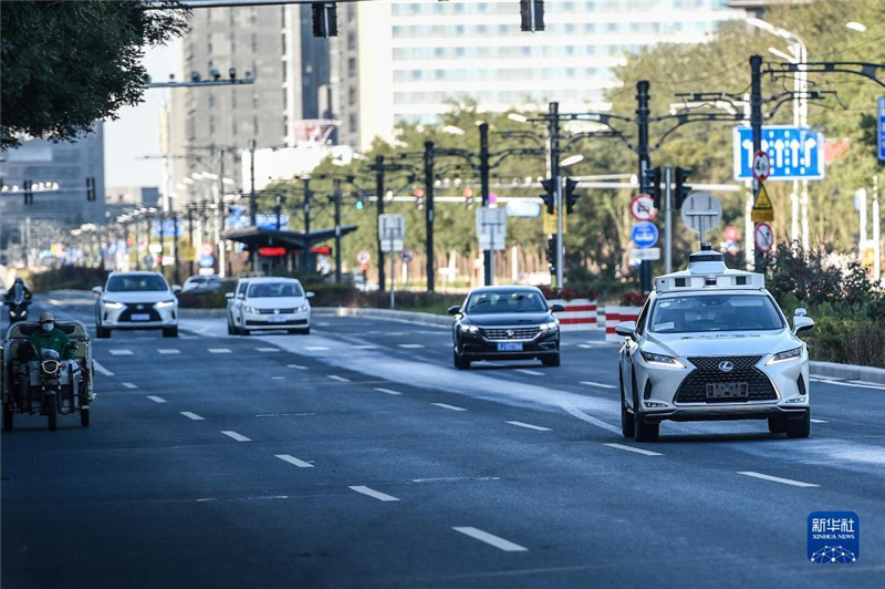 北京で自動運転「無人化」公道試験が開始