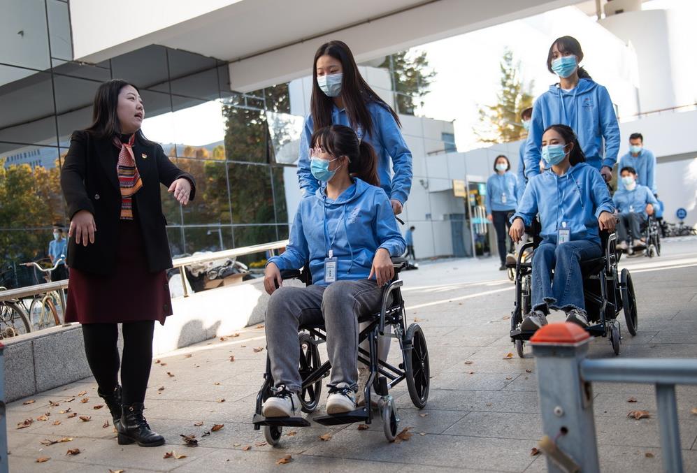 北京語言大學が冬季五輪ボランティアを対象としたスキル研修を実施