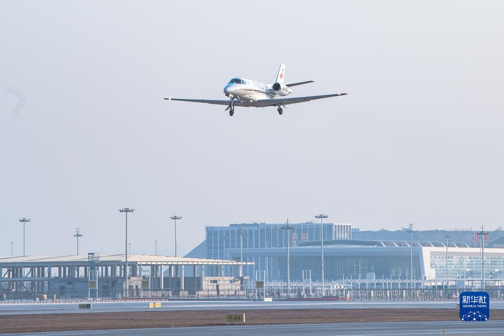 中國初となる貨物輸送専用空港が完成　湖北省