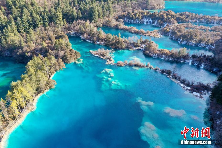 上空から撮影した火花海の風景（撮影?安源）。