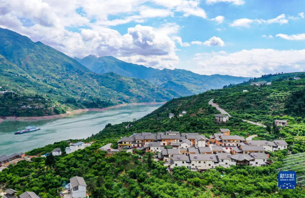 5月19日、長(zhǎng)江巫山區(qū)間曲尺郷一帯の風(fēng)景（ドローンによる撮影?王全超）。