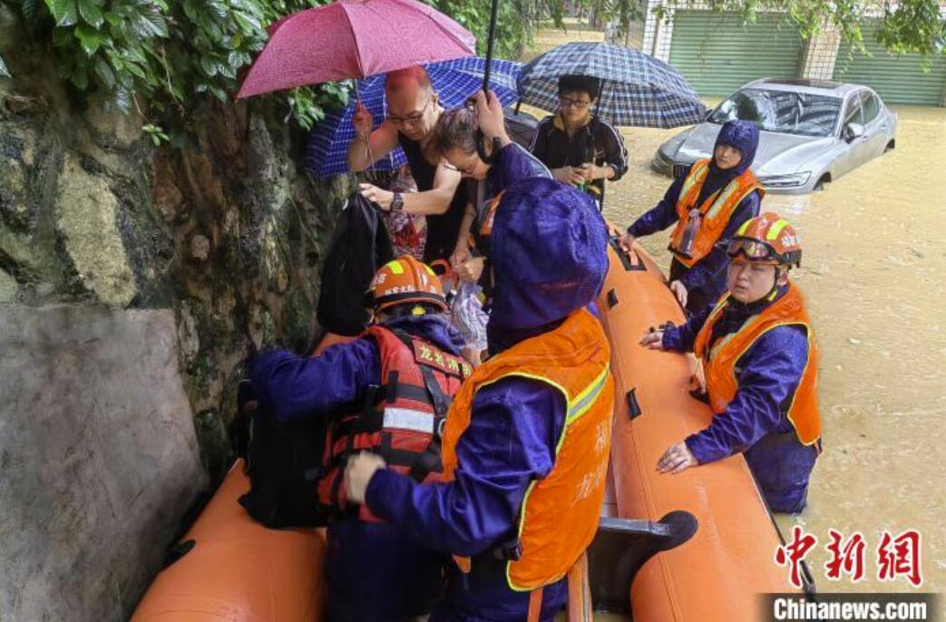 福建省竜巖市で豪雨　被災(zāi)者約260人が一時避難