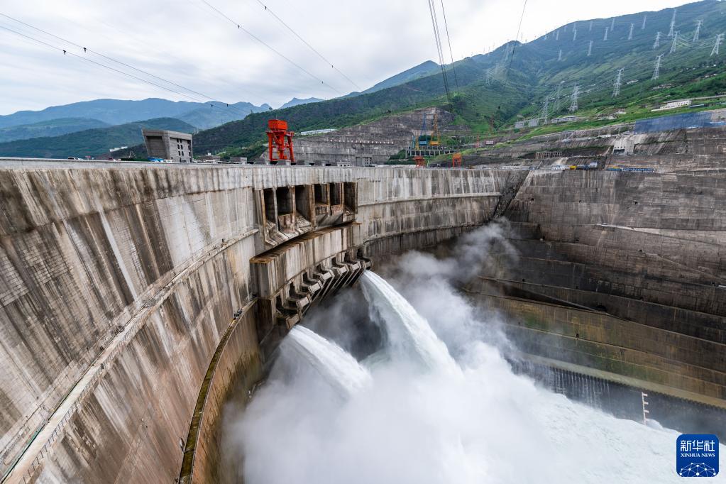 6月28日に撮影された白鶴灘水力発電所の様子（撮影?曹夢(mèng)瑤）。