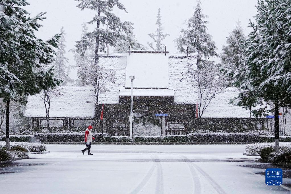 吉林省各地で気溫低下、降雪を観測