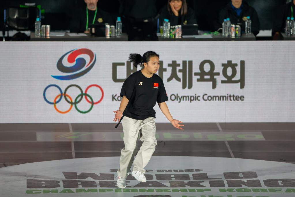 10月22日、決勝でダンスを披露する中國の劉清漪選手（撮影?王益亮）。