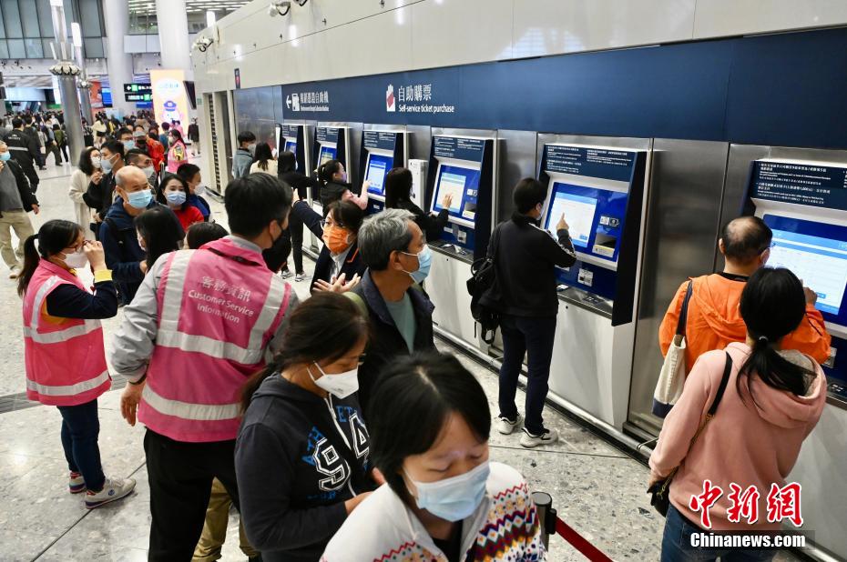 高速鉄道運(yùn)行再開にむけ、西九竜駅で乗車券予約販売スタート　香港地區(qū)