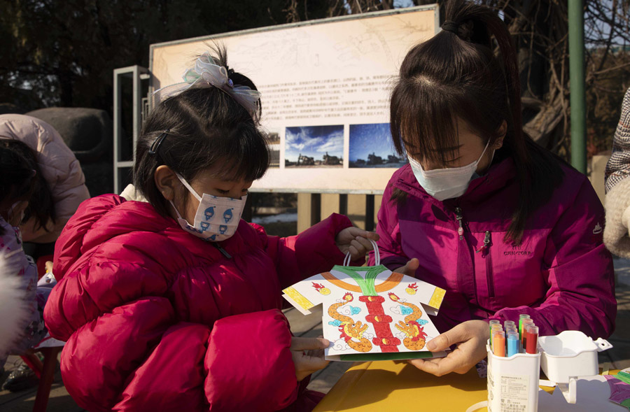 近代の伝統(tǒng)的な子供服の特別展　山西考古博物館