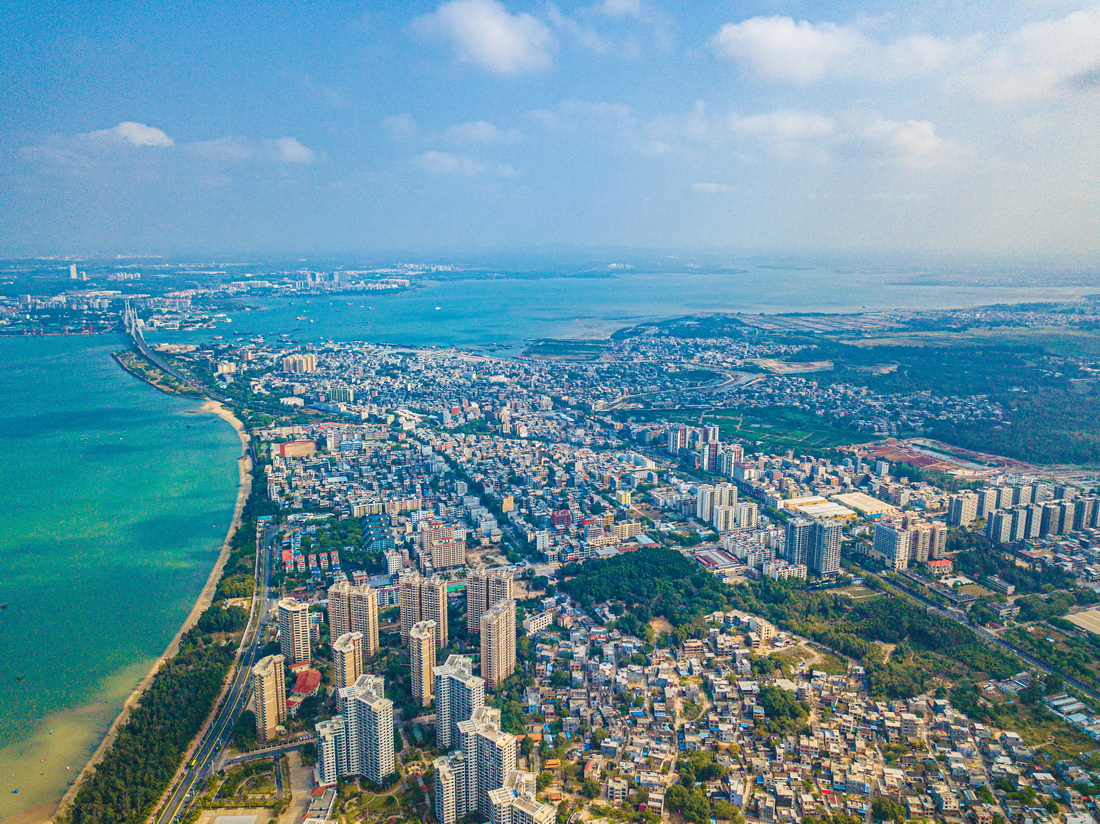 海南省の環(huán)新英灣地區(qū)、海南自由貿(mào)易港産業(yè)新城を建設(shè)