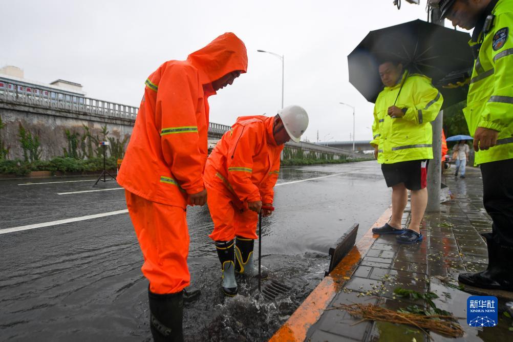 「豪雨赤色警報」の発令を継続　複數當局が対策を実施