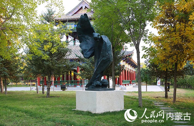 呼和浩特國際彫刻園（撮影?劉清羽）。