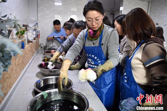 多彩な民俗體験イベントで「國際女性デー」を迎える　甘粛省蘭州