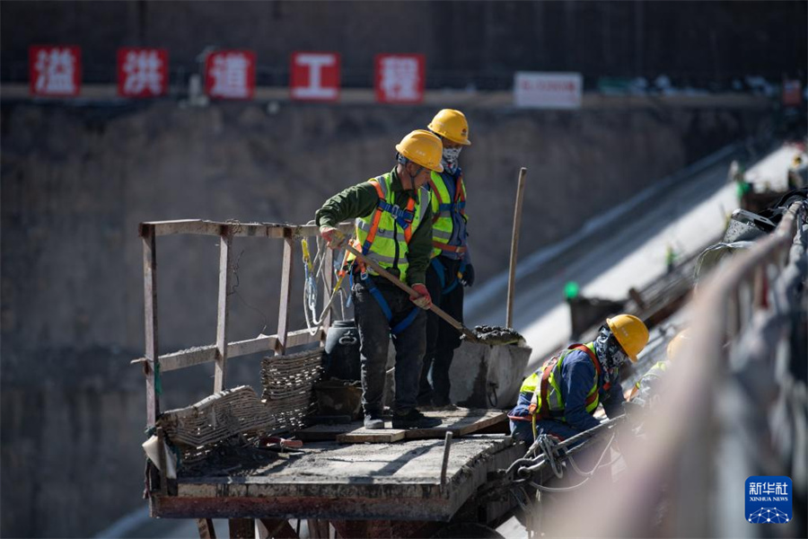 黃河流域で建設(shè)中の標(biāo)高が最高で発電設(shè)備容量最大の水力発電所が発電開始