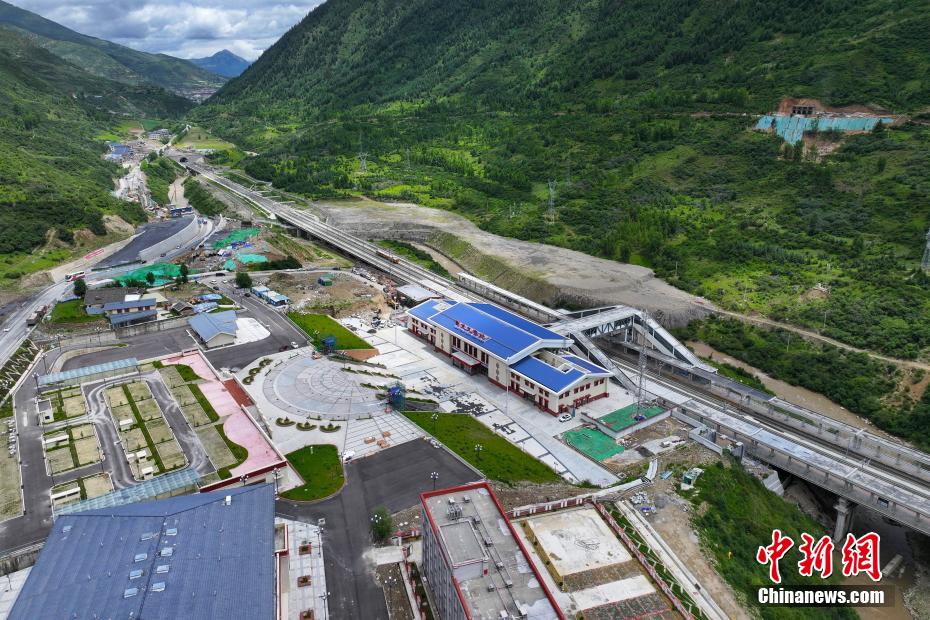 川青鉄道鎮(zhèn)江関－黃松関區(qū)間の新駅3駅が完成