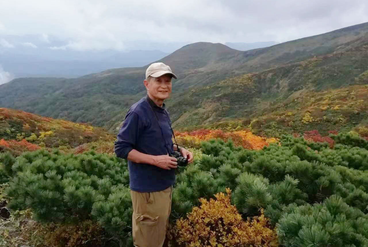 和中清さん「心に映る中國」日本人がとらえた中國フォトコンテスト2022「エアチャイナ特別賞」受賞。経営コンサルタント。70歳を過ぎて中國の自然に魅せられ、仕事の傍ら「感動中國100」のサイトを運(yùn)営。中國の100ヶ所の訪問を目標(biāo)に現(xiàn)在も活動を展開中。