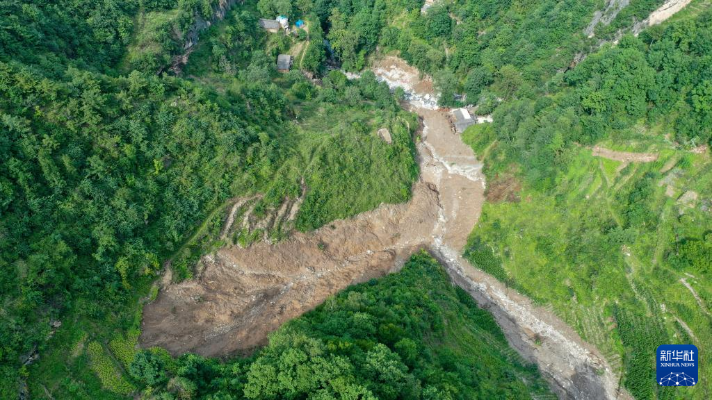 災(zāi)害救助活動の第一線へ　甘粛?隴南の豪雨災(zāi)害