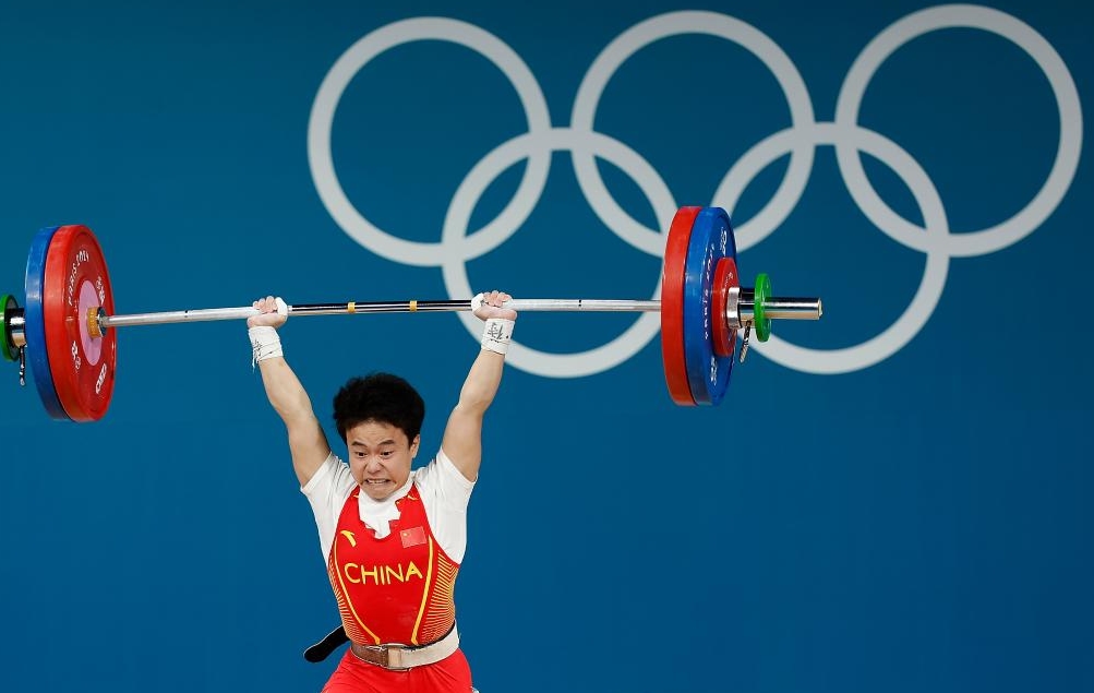 ウエイトリフティング女子49キロ級で中國の侯志慧選手が逆転優(yōu)勝　パリ五輪