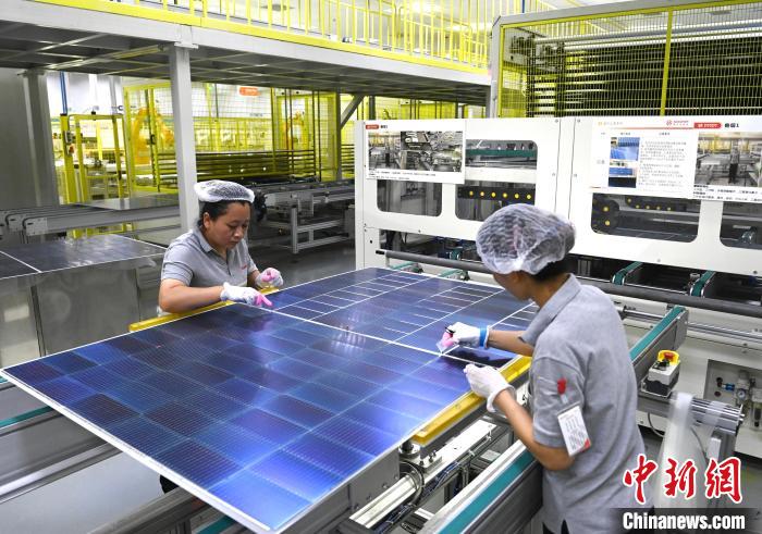 太陽(yáng)光発電産業(yè)が加速して発展　安徽省潁上