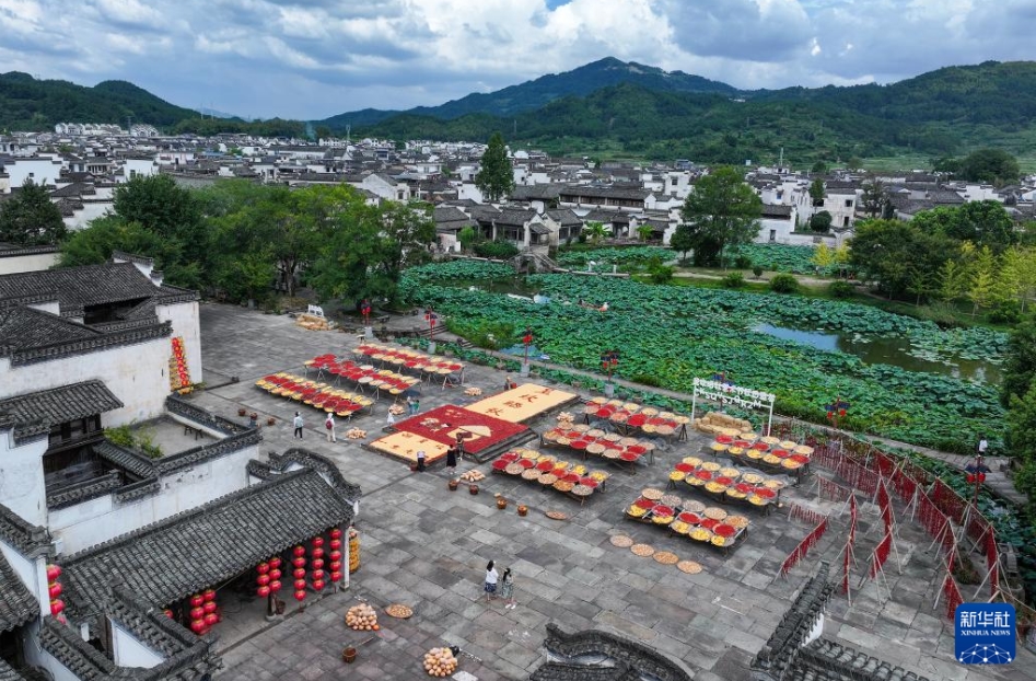 農(nóng)作物の天日干し「曬秋」　安徽省黃山