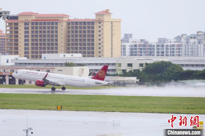 寫真提供?三亜鳳凰國際空港