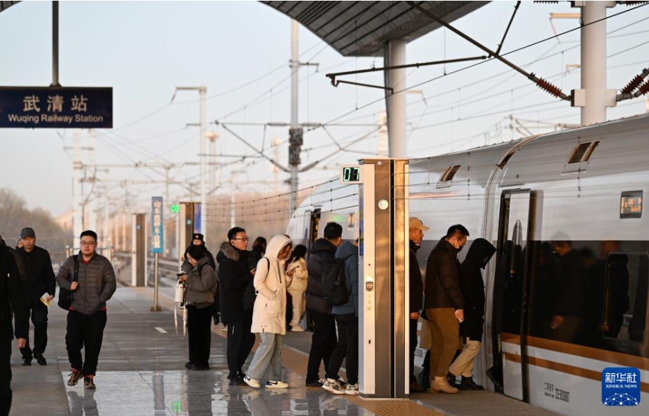 京津都市間鉄道、朝晩のラッシュ時の運行を最適化