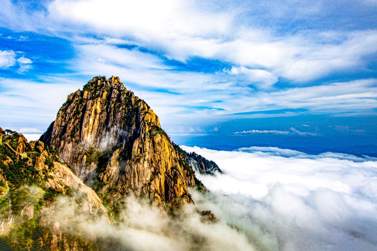 黃山（撮影·菅原壽和）