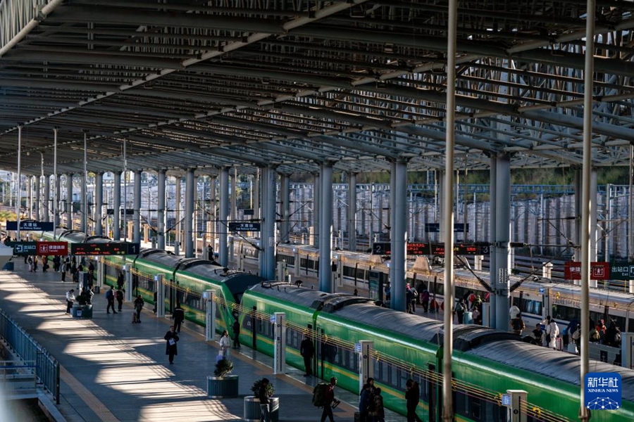 大理駅の新駅舎が開業(yè)　雲(yún)南省