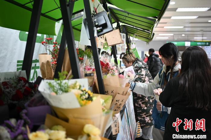 新たな消費シーン「駅ナカマーケット」で買い物が便利に　重慶