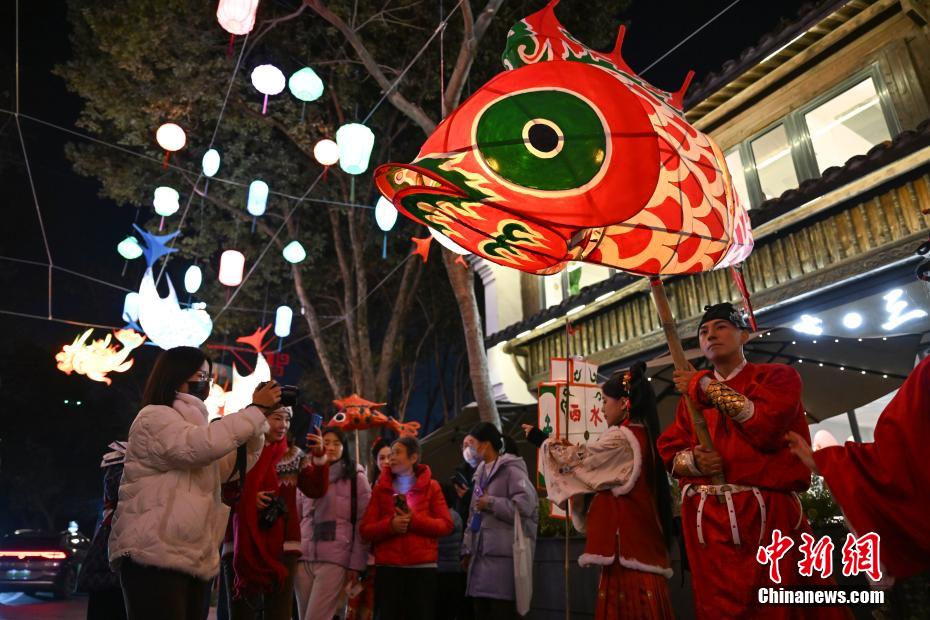 杭州市西渓國家濕地公園で春節(jié)ムード高める飾り提燈