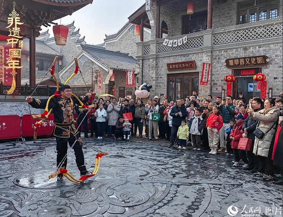 「無(wú)形文化遺産」に登録された春節(jié)祝う中國(guó)各地