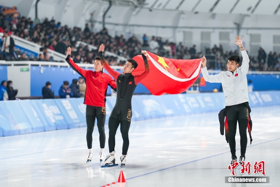 スピードスケート男子チームパシュートで中國が優(yōu)勝　アジア冬季競技大會