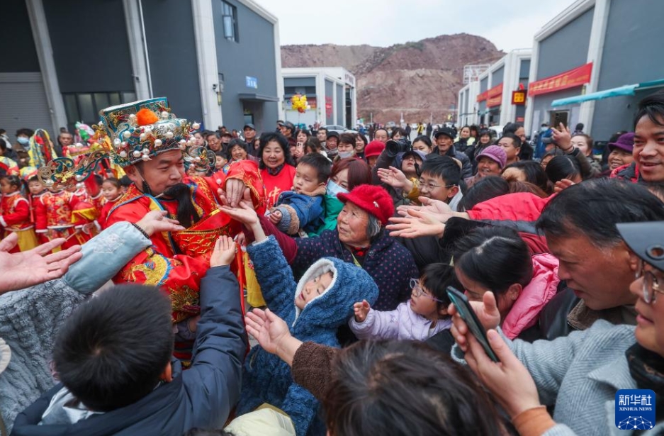 特色ある元宵節(jié)イベントで消費(fèi)市場(chǎng)の活性化を後押し　浙江省建徳