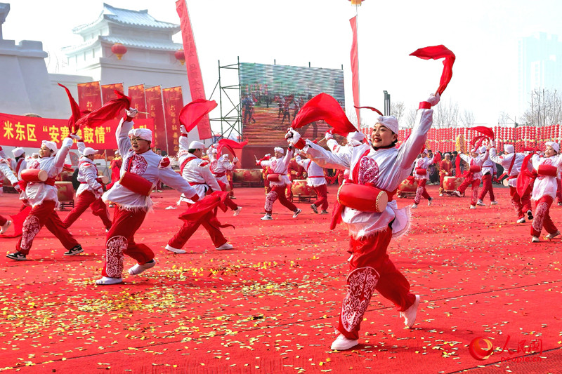 新疆?烏魯木斉で「元宵節(jié)」を祝う盛大なイベント